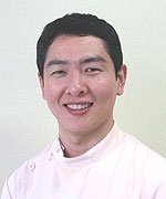 吉本歯科医院 院長 吉本彰夫