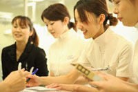 ご自分が働く歯科医院には何を基準に選びますか？